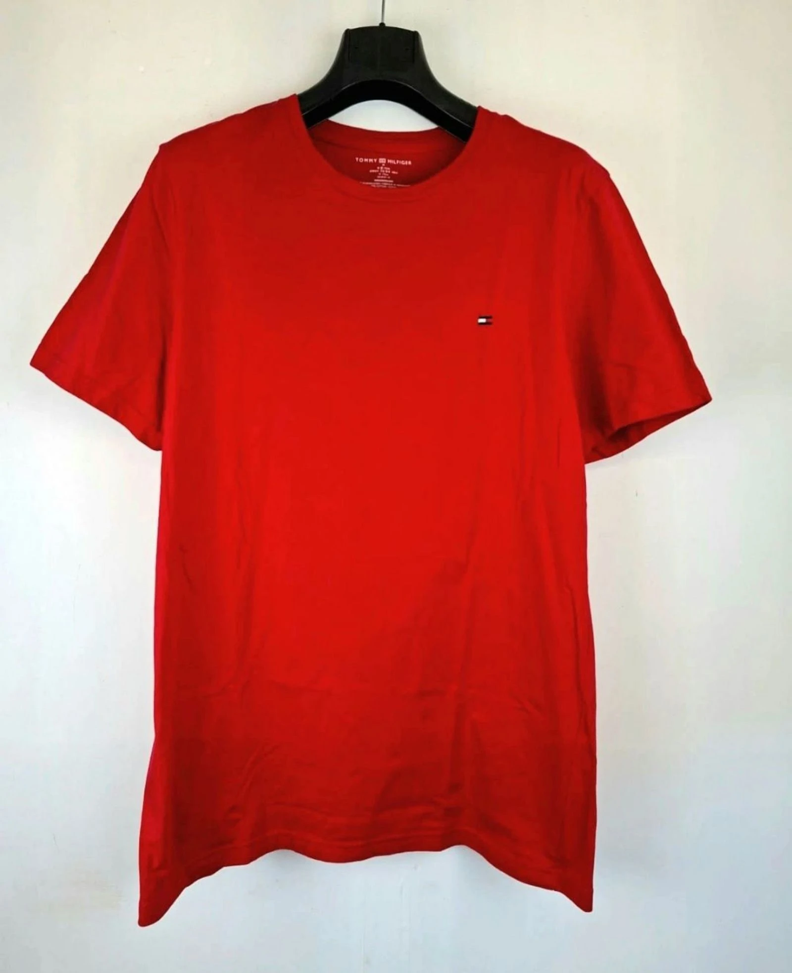 Tommy Hilfiger Red T-Shirt Short Sleeve Casual Minimalist Essentials M